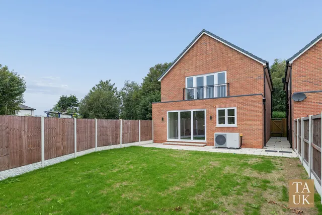 1d Bescar Lane, Scarisbrick L40 9QN