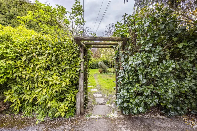 239 High Lane East, West Hallam DE7 6HZ