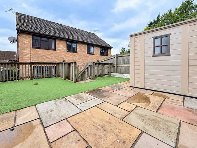 2 Heol Castell Coety, Bridgend CF31 1PU