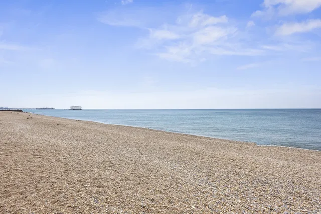 Flat 3, 37 Brunswick Square, Hove BN3 1ED