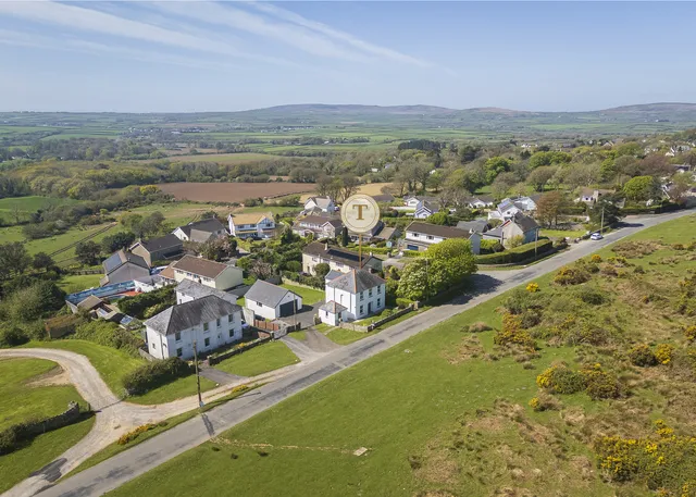 Brynview Reynoldston, Swansea SA3 1AE