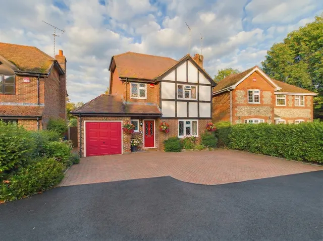 36 Dunnock Close, Rowlands Castle PO9 6HQ