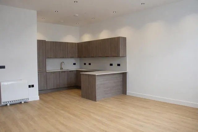 26, Brewers Quay, Spring Road, Weymouth