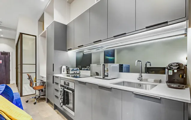 Premium 1 Bedroom Apartment Near Canary Wharf | Pet-Friendly | Modern  | Super Fast WiFi