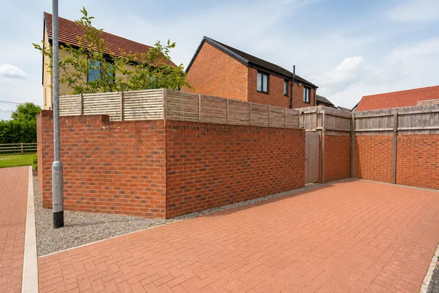 20 Potter Street, Cardiff CF3 6AR