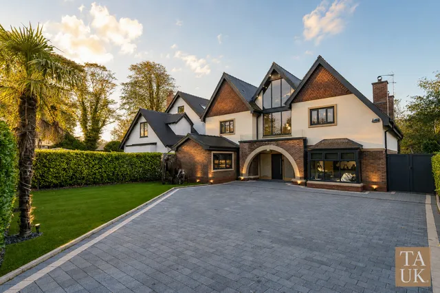 88 Granville Park, Aughton L39 5DX