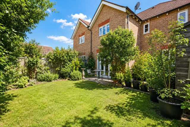 85 School Lane, Sittingbourne ME9 7ES