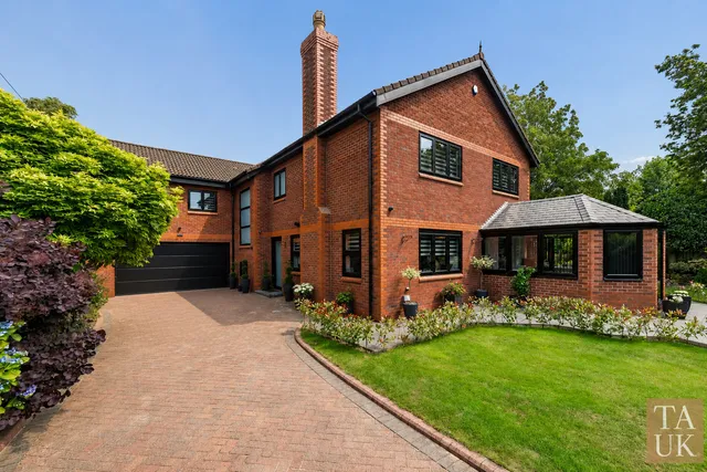 Higher Appleton Prescot Road, Aughton L39 5AE