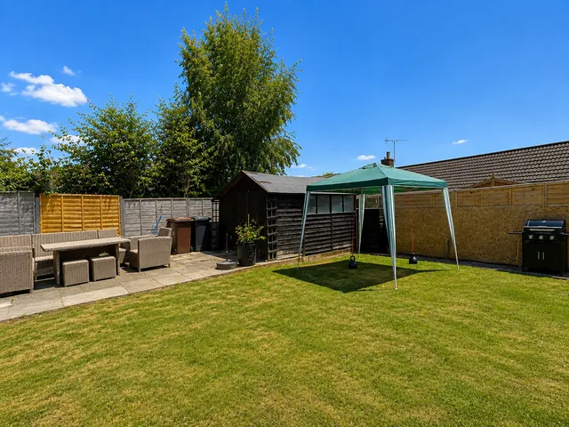 61 Duncan Road, Chichester PO19 3NJ