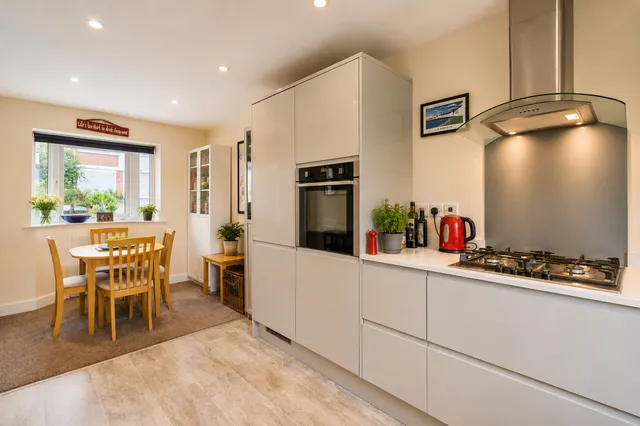 1a Clumber Drive, Frome BA11 2LG