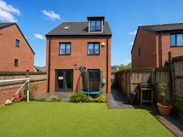 122 Mortimer Avenue, Cardiff CF3 6YF