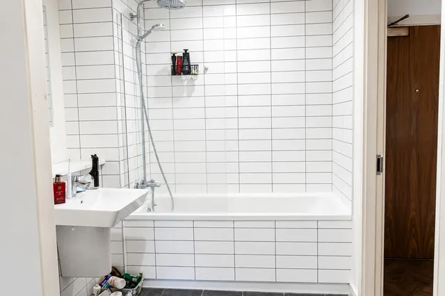 Apartment 618, 9 David Lewis Street, Liverpool L1 4TZ
