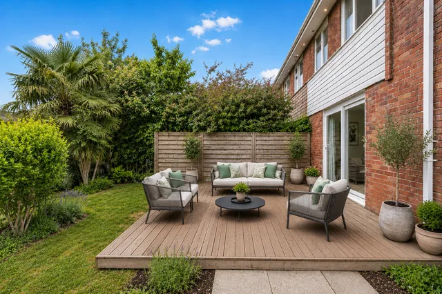 4 Avon Drive, Wareham BH20 4EL