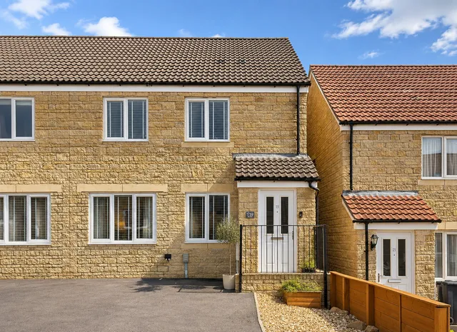 19 Lily Road, Frome BA11 5FQ