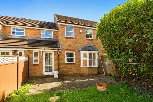43 Greenacre Drive, Cardiff CF23 8PA