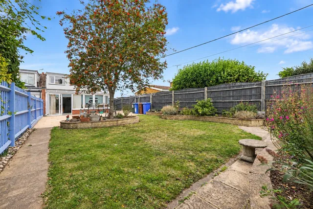 Sheralee Wrens Road, Sittingbourne ME9 8JD