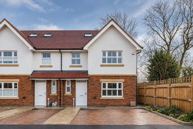 4 Rosecroft Close, Bovingdon HP3 0EB