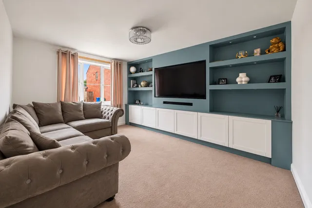 26 Green Oak Crescent, Iwade ME9 8GR