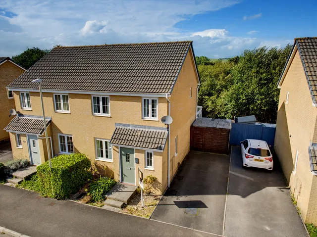 34 Clos Tyn Y Coed, Bridgend CF32 9PQ
