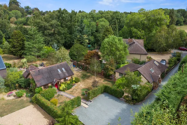 Acorn Cottage Red Barn Lane, Shrewsbury SY3 7HR