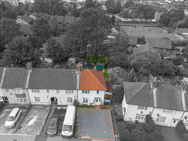 111 Littlefield Road, Edgware HA8 0TE