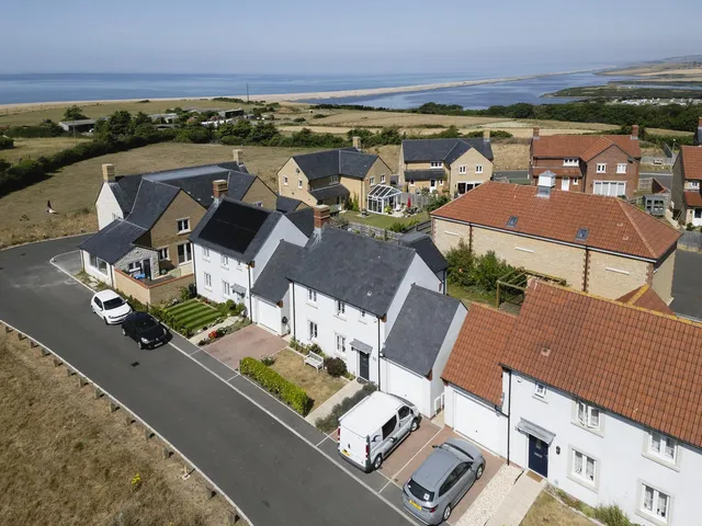 33 Sea Clover Lane, Weymouth DT4 9GN