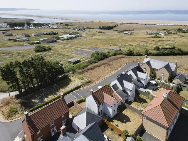 33 Sea Clover Lane, Weymouth DT4 9GN
