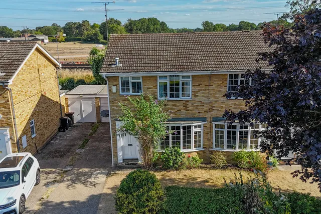 29 Waterloo Crescent, Wokingham RG40 2JJ