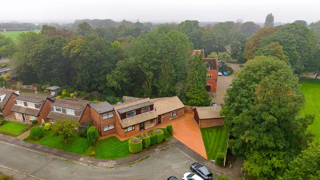 54 Farringdon Road, Warrington WA2 8NE