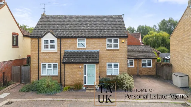 20 Dunlin Court, Colchester CO5 9LU