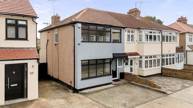57 Norfolk Road, Upminster RM14 2RE