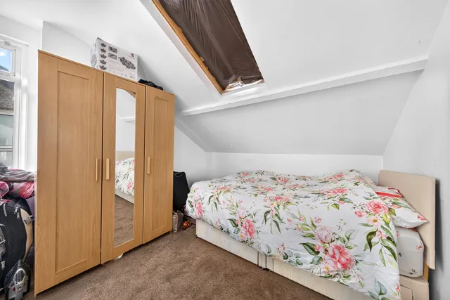 5 Grange Park Road, Thornton Heath CR7 8QE