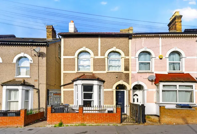 5 Grange Park Road, Thornton Heath CR7 8QE