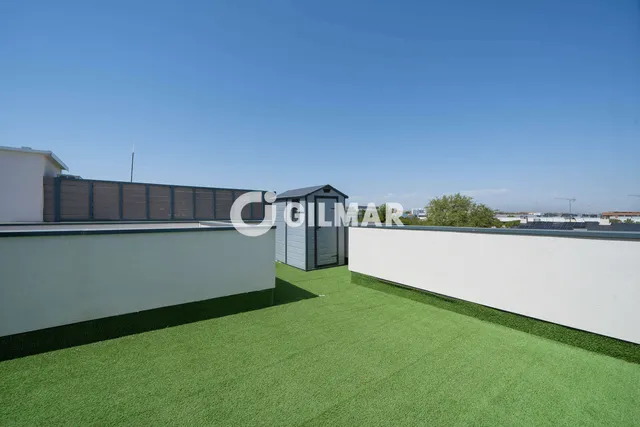 Semi-detached house in MADRID, Madrid