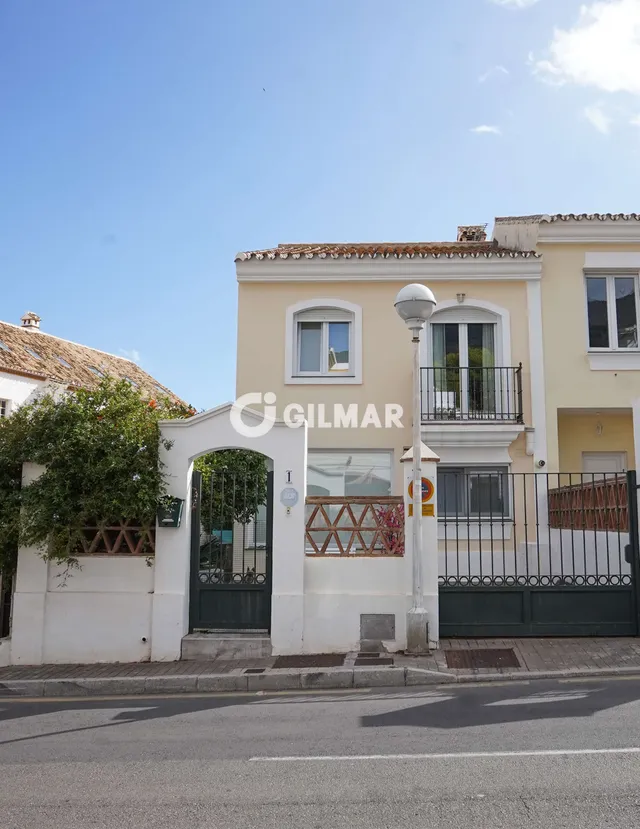 Townhouse in BENALMÁDENA, Málaga