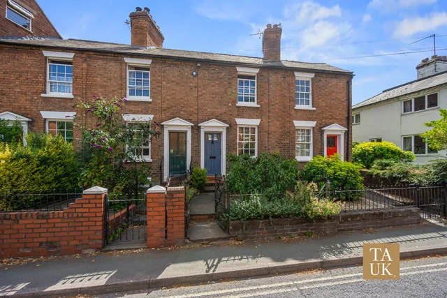 71 Belle Vue Road, Shrewsbury SY3 7LY