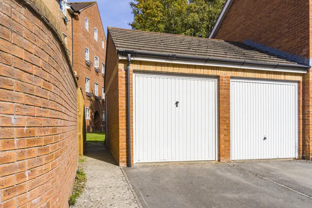 34 Snowberry Close, Bristol BS32 8GB