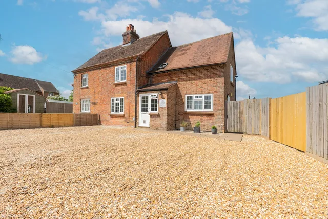 112 Abbotts Ann Down, Andover SP11 7BX
