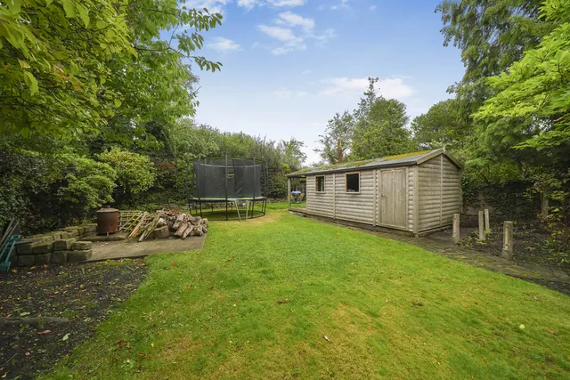 150 Moor Lane, Woodford SK7 1PJ