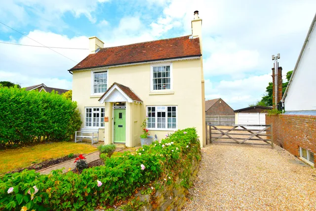 Thorpe House Windmill Hill, Hailsham BN27 4RX