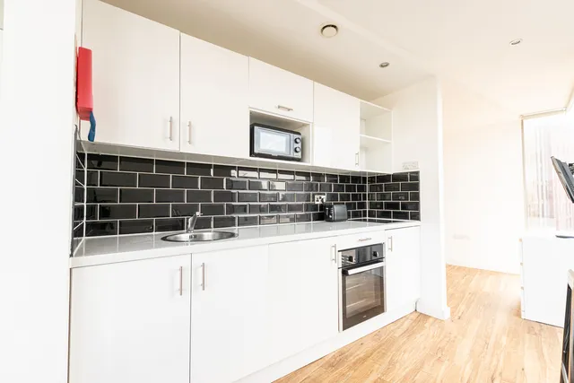Flat 77c, X1 Seel Street, Liverpool L1 4BT