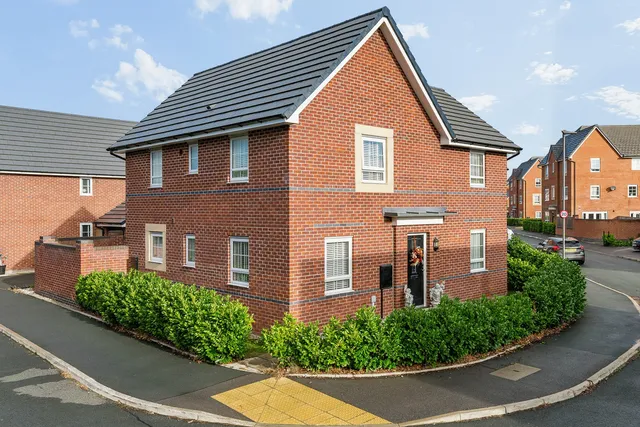 1 Wincham Avenue, Liverpool L24 1WS