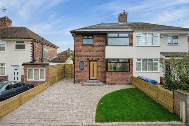 26 North Manor Way, Liverpool L25 9NW