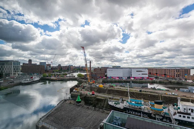 Apartment 606, 11 Mann Island, Liverpool L3 1EE