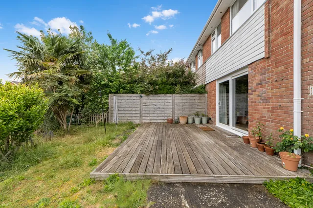 4 Avon Drive, Wareham BH20 4EL