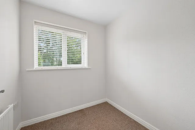 14 Kinsale Drive, Liverpool L19 5PH