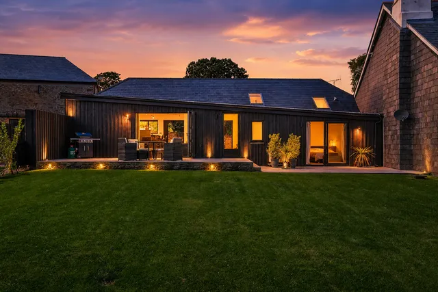Long Barn Lower Poole Farm, Totnes TQ9 7PZ