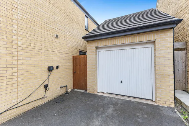 56 Blackberry Road, Frome BA11 5DY