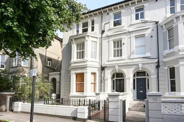 52 Ventnor Villas, Hove BN3 3DB
