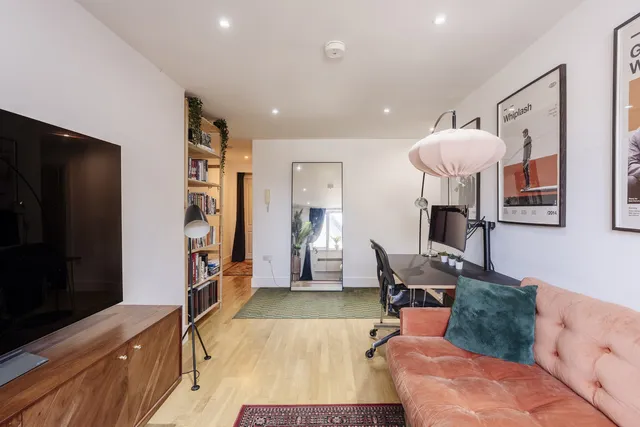 Flat 12, Roding House Market Street, Braintree CM7 3YA